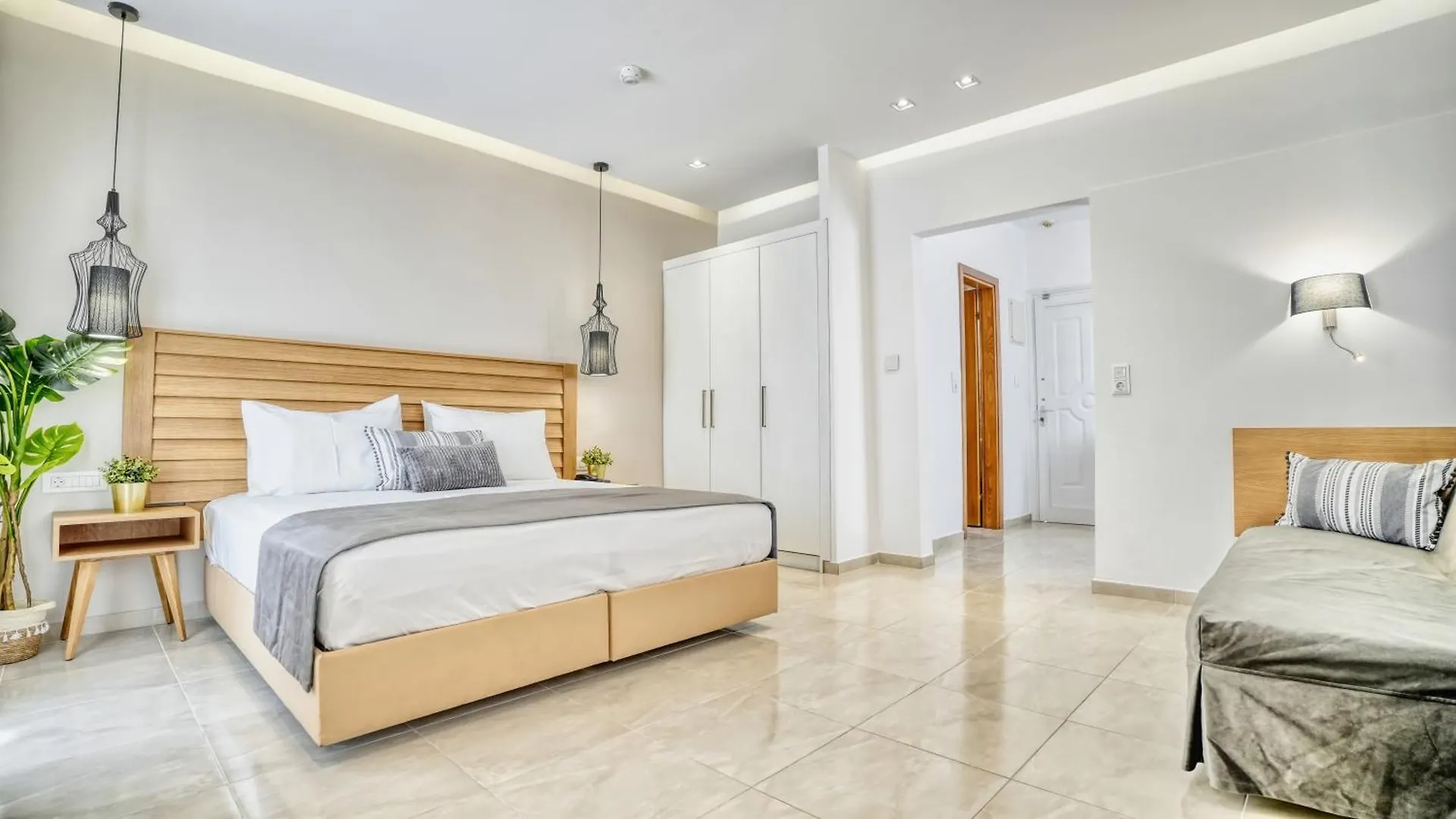 Sarantis Hotel Hanioti