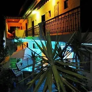 Otel Petunia