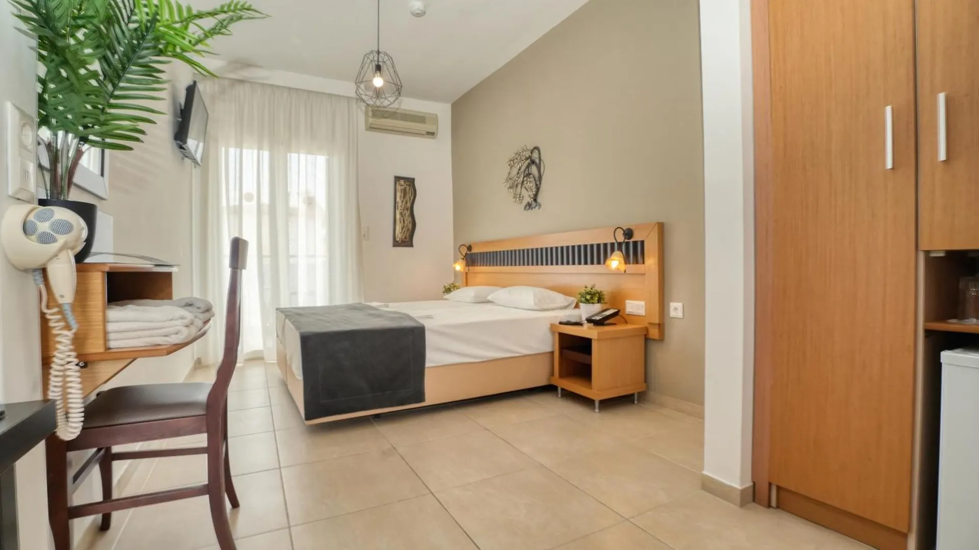 Sarantis Hotel Chaniotis