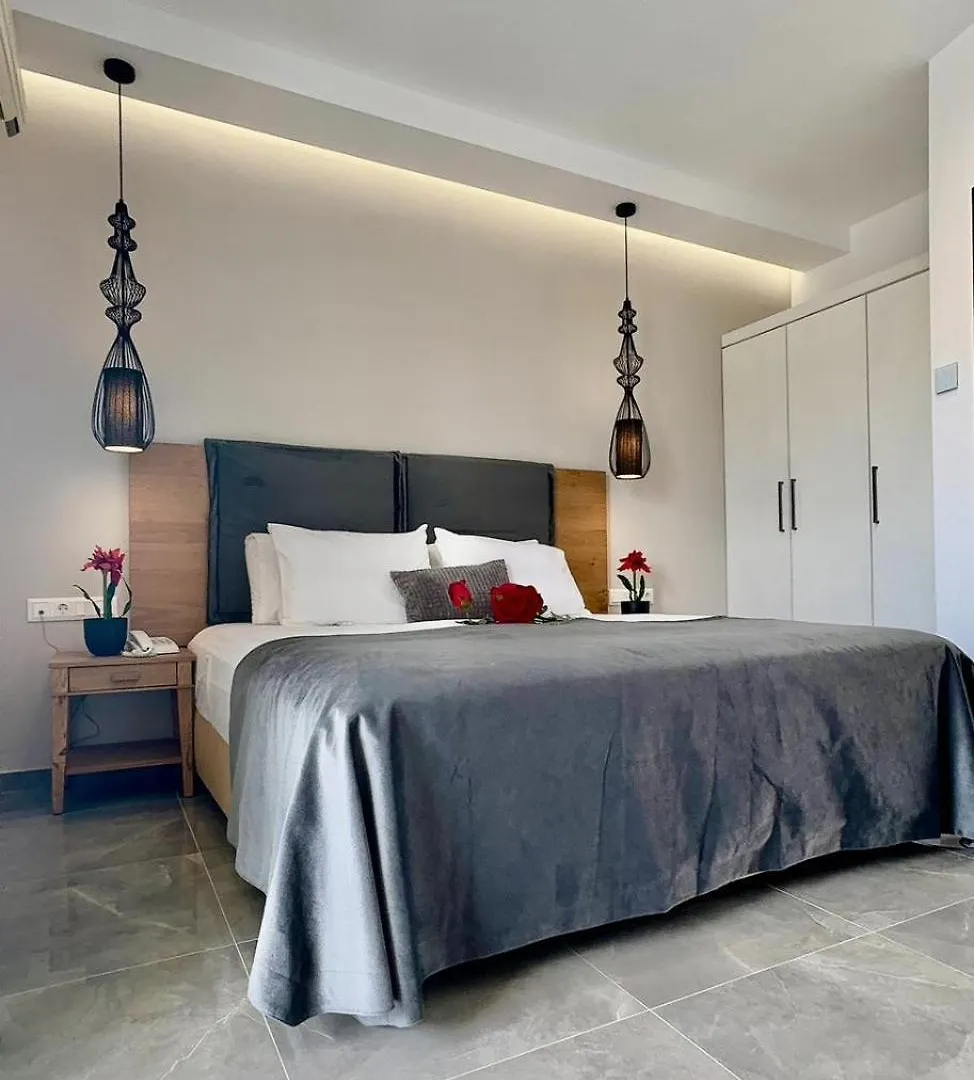 Sarantis Hotel Chaniotis 3*,  Yunanistan