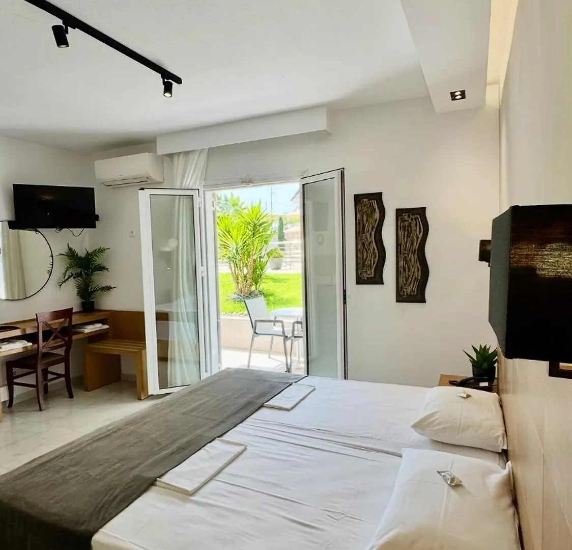 Sarantis Hotel Chaniotis