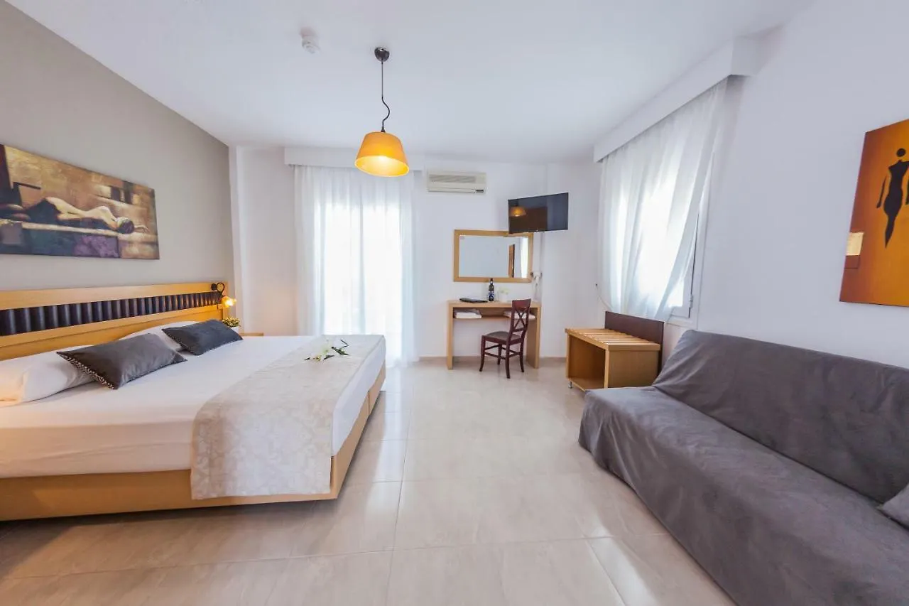 Sarantis Hotel Chaniotis